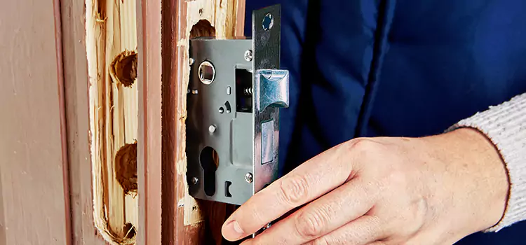Garage Door Lock Replacement Jacksonville